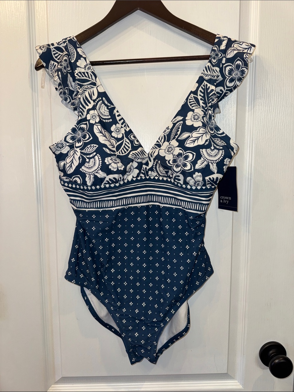 crown & ivy Navy and White Floral V‑Neck One-Piece Swimsuit